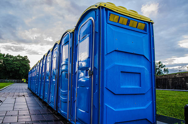 Best Portable restroom trailer rental  in Rogers, MN